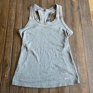 Nike tank